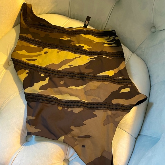 Victoria’s Secret one shoulder bodysuit - Picture 1 of 9